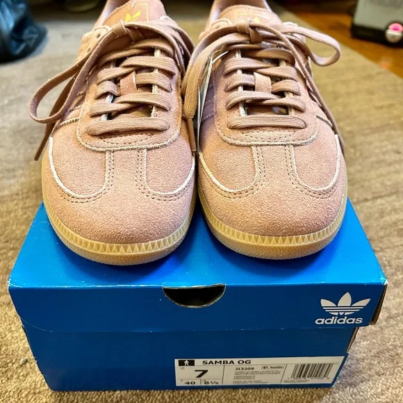 Adidas Sambas Pink New with Tags w Box sz 9 women / sz 7 men - Picture 2 of 10